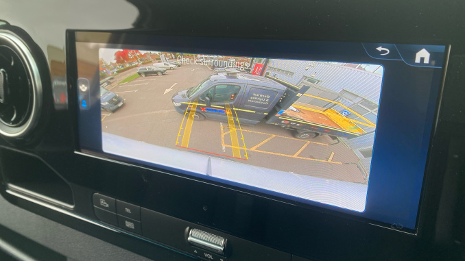 Mercedes-Benz Sprinter E314 L3 Electric Rwd 100kW 81kWh Pro Van Auto - Image 2